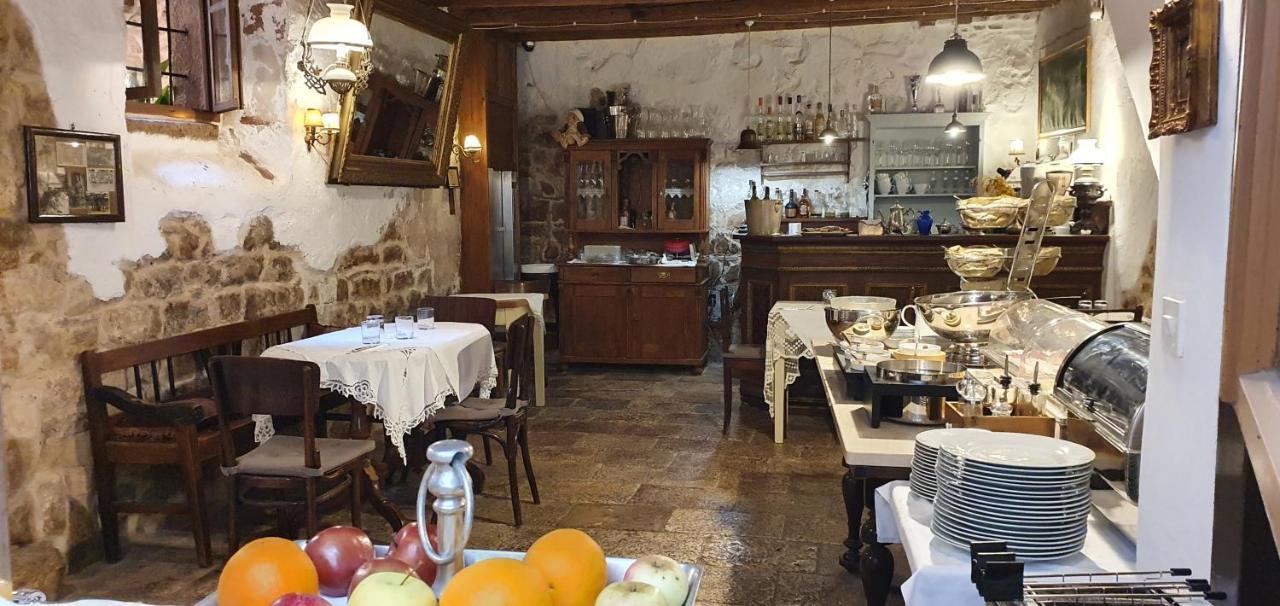 B&B Palace Basilico 1580. 罗维尼 外观 照片