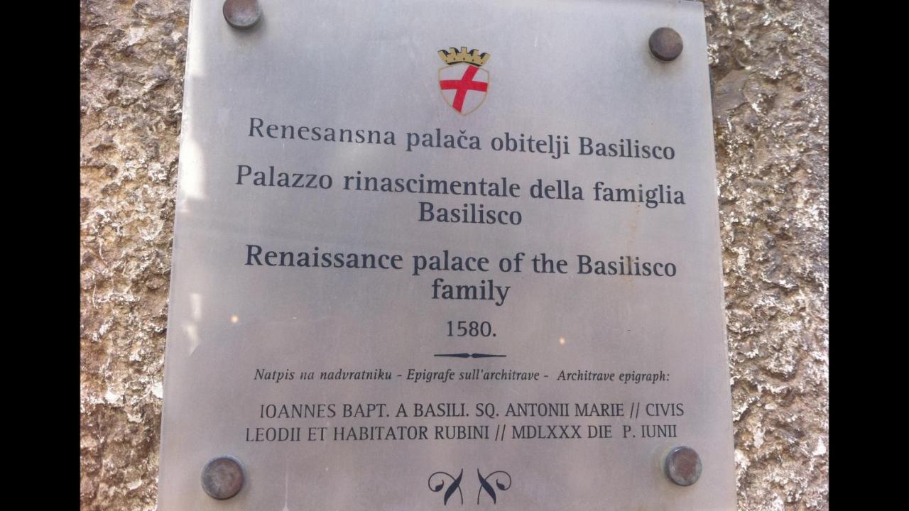 B&B Palace Basilico 1580. 罗维尼 外观 照片